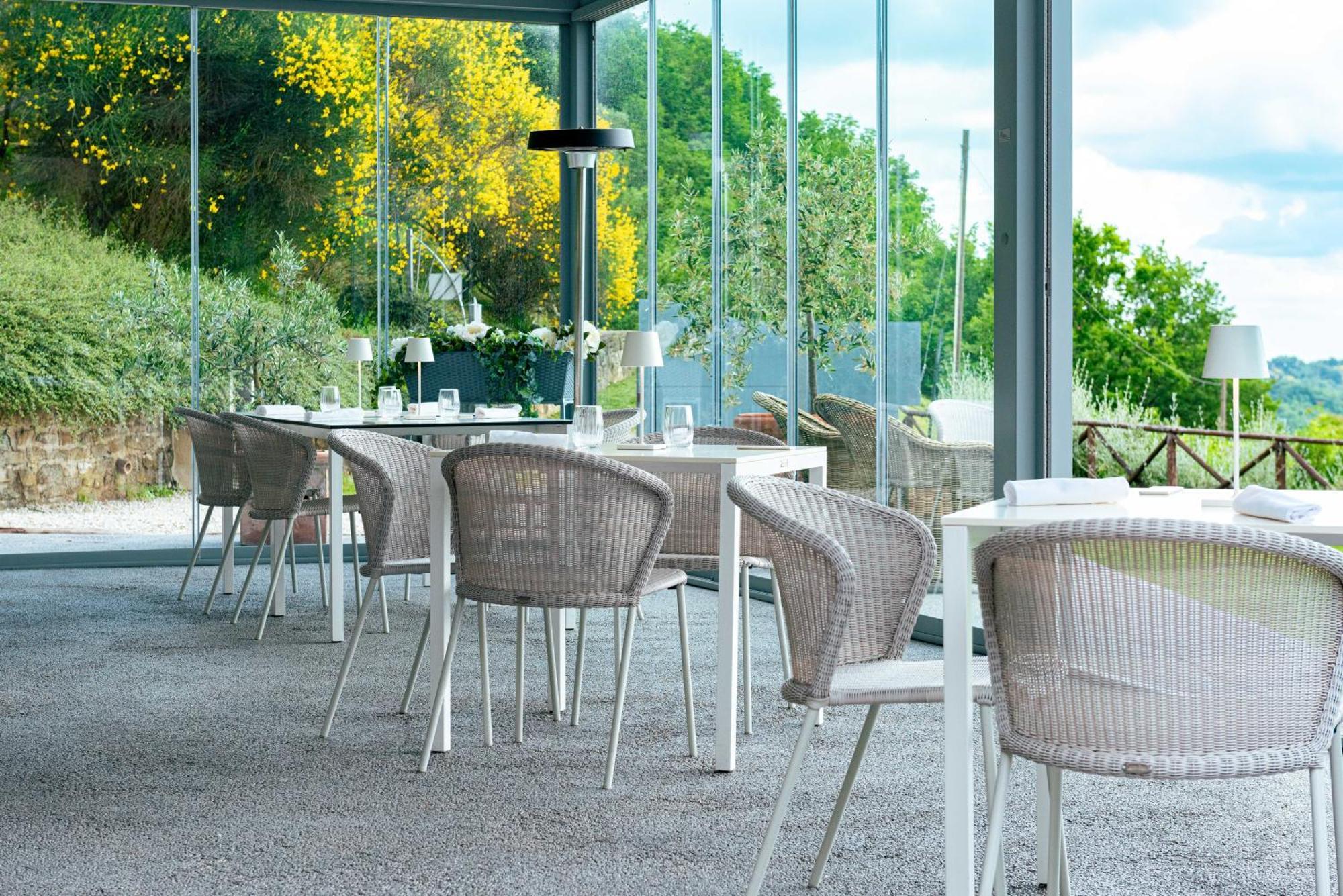 Nikis Resort Губбио Экстерьер фото